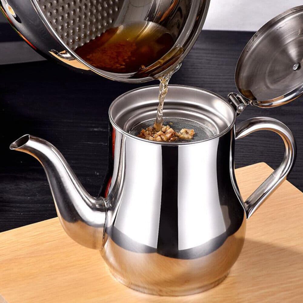 Stainless Steel Oil Strainer Pot With Filter (750ml)